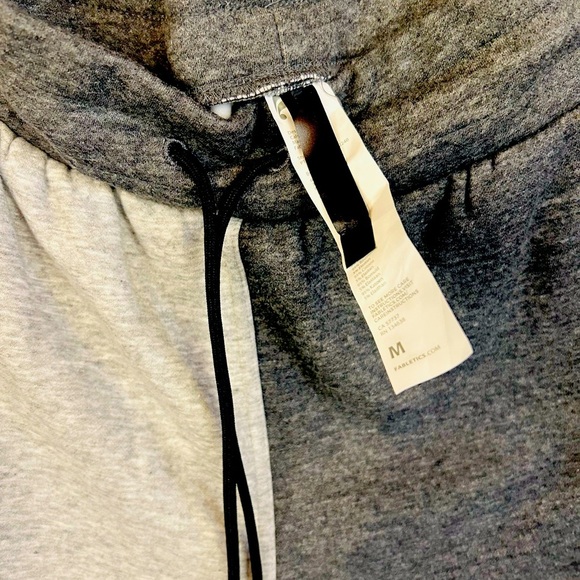 Fablectics, heather/light gray each leg, size M - Picture 3 of 4